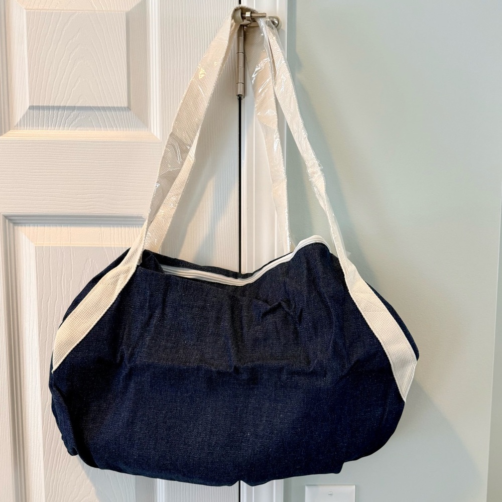 PRIVATE PARTY~Gym & Juice Denim Weekender Duffel~Workout/Gym /Yoga /Bag NEW - Picture 3 of 7